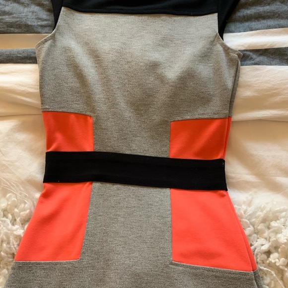 French Connection Fitted Dress - Picture 3 of 5